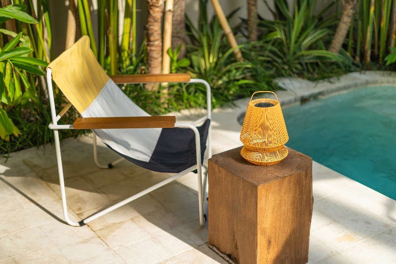 paralume artigianale originalhome realizzato con plastica riciclata raccolta dalle spiagge